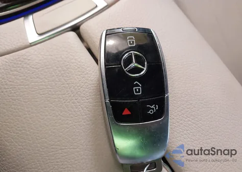 2019 Mercedes-Benz E 300 from USA, damaged, VIN WDDZF4JB1KA581458